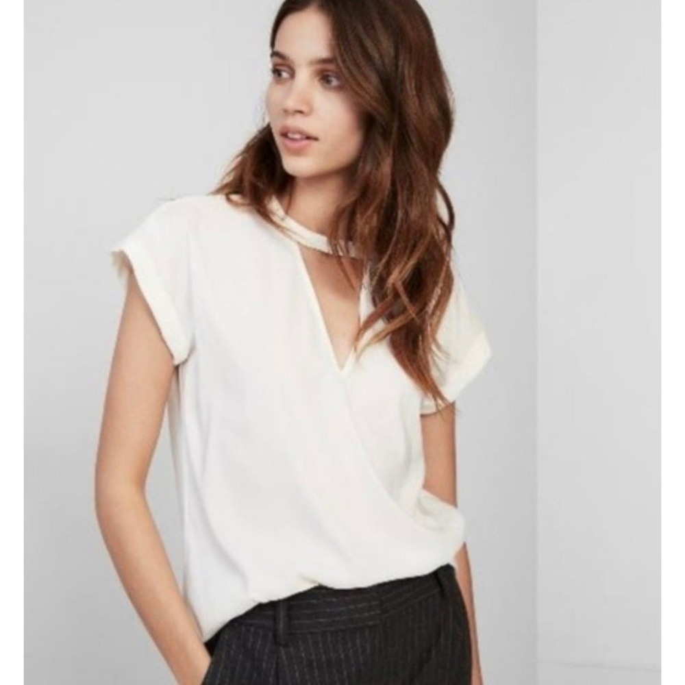 NWOT EXPRESS women's short sleeve beige blouse professional   SIZE XS Retail $40